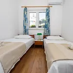 Mijo - Suhi Potok Jesenice (Split-Dalmatia)